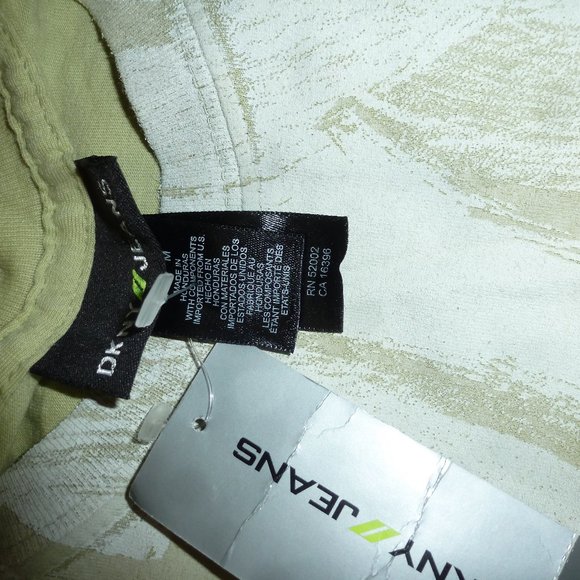 NEW Vintage DKNY Sport Muscle Tee/ tank top Sz M - Picture 8 of 8